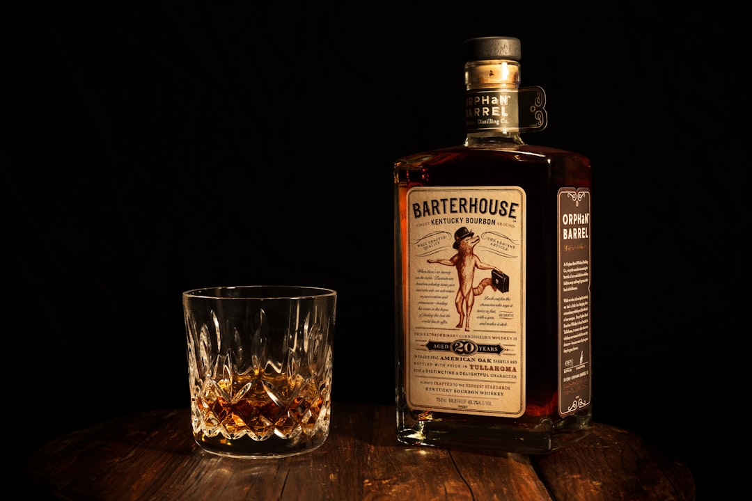 Photo Bourbon bottle